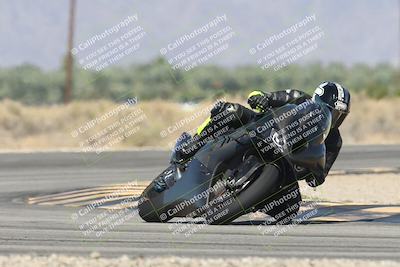 media/Oct-13-2025-Moto Forza (Mon) [[a66d839500]]/2-A Group/Session 3 (Turn 16)/